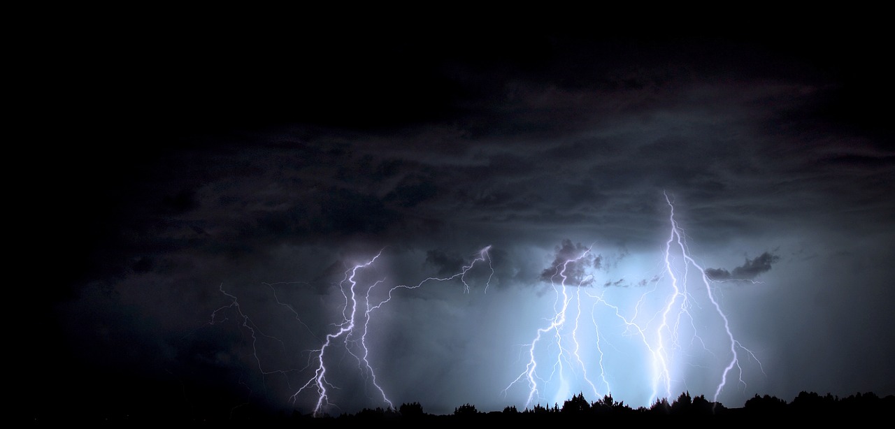 Tormenta elétrica